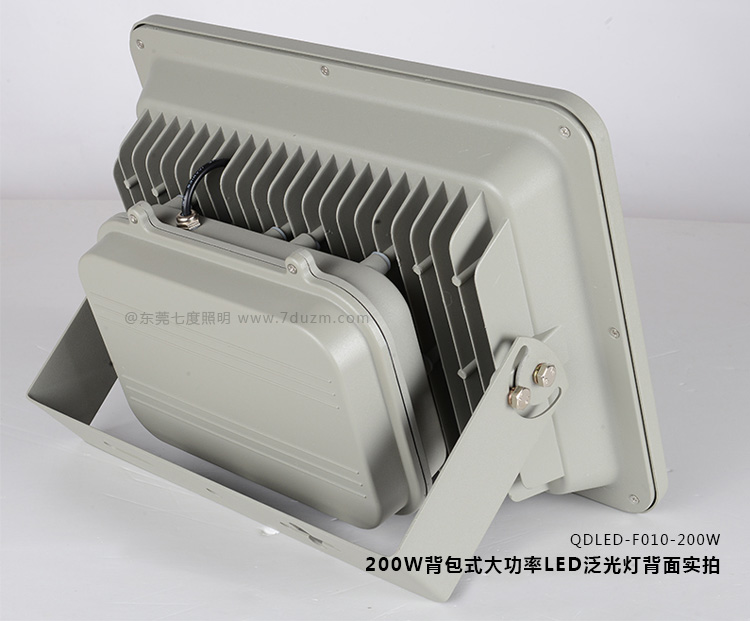 㹦ʑ(h)LED200W挍(sh)